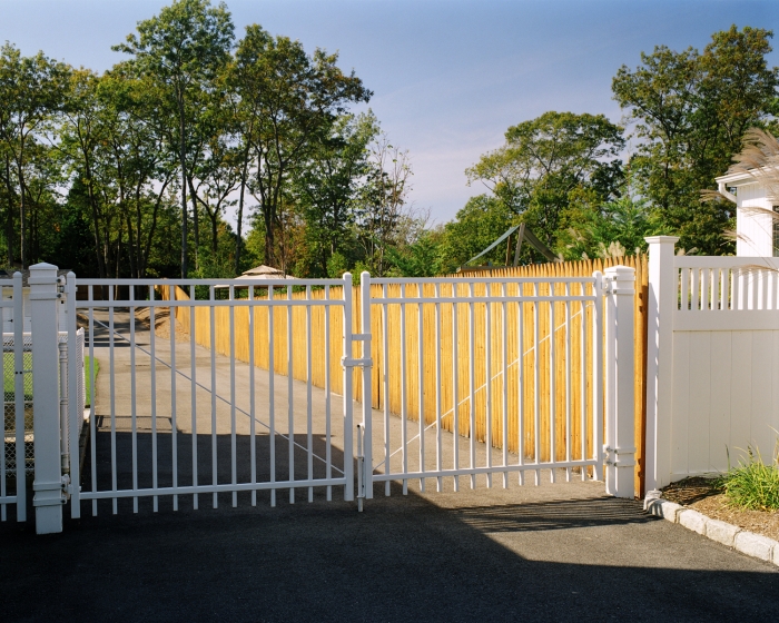 Powder Coated Rolled Steel Entry Gates